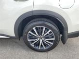 Thumbnail of 2025 Majestic White/Black Obsidian INFINITI QX60