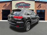 Thumbnail of 2018 Diamond Black Crystal Pearlcoat Jeep Grand Cherokee