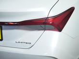 Thumbnail of 2019 Wind Chill Pearl Toyota Avalon