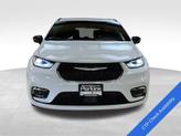 Thumbnail of 2025 Bright White Clearcoat Chrysler Pacifica