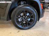 Thumbnail of 2024 Diamond Black Jeep Grand Cherokee L