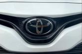 Thumbnail of 2018 Super White Toyota Camry
