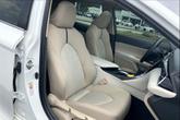 Thumbnail of 2018 Super White Toyota Camry