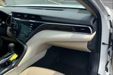 Thumbnail of 2018 Super White Toyota Camry