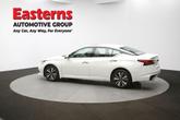 Thumbnail of 2022 Pearl White Tricoat Nissan Altima