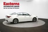 Thumbnail of 2022 Pearl White Tricoat Nissan Altima