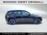 Thumbnail of 2025 Diamond Black Crystal Pearlcoat Jeep Grand Cherokee