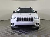 Thumbnail of 2022 Bright White Clearcoat Jeep Cherokee