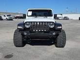 Thumbnail of 2020 Bright White Clearcoat Jeep Gladiator