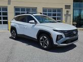 Photo of 2025 Serenity White Pearl Hyundai TUCSON