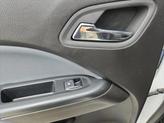 Thumbnail of 2018 Summit White Chevrolet Colorado