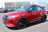 Thumbnail of 2024 Scarlet Ember Tintcoat/Super Black Nissan Kicks