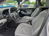 Thumbnail of 2022 Celestial Silver Metallic Toyota Highlander Hybrid