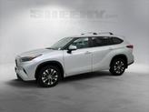 Thumbnail of 2023 Celestial Silver Metallic Toyota Highlander