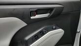 Thumbnail of 2023 Celestial Silver Metallic Toyota Highlander