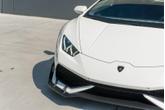 Thumbnail of 2016 White Lamborghini Huracan