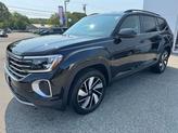 Photo of 2025 Black Pearl Volkswagen Atlas