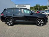 Thumbnail of 2025 Black Pearl Volkswagen Atlas