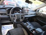 Thumbnail of 2024 Labrador Black Pearl Mitsubishi Outlander