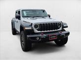 Thumbnail of 2025 Bright White Clearcoat Jeep Gladiator