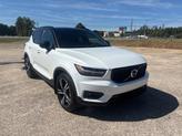 Thumbnail of 2020 Crystal White Metallic Volvo XC40
