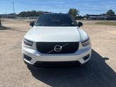 Thumbnail of 2020 Crystal White Metallic Volvo XC40