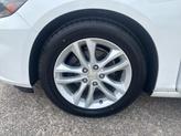 Thumbnail of 2018 White Chevrolet Malibu