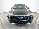 Thumbnail of 2023 Agate Black Metallic Ford Escape