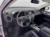 Thumbnail of 2017 Brilliant Silver Metallic Nissan Pathfinder