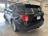 Thumbnail of 2022 Agate Black Metallic Ford Explorer