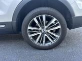 Thumbnail of 2017 White Platinum Tri-Coat Metallic Ford Explorer