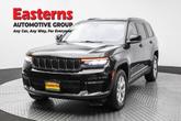 Photo of 2021 Diamond Black Crystal Pearlcoat Jeep Grand Cherokee L