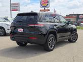 Thumbnail of 2022 Diamond Black Crystal Pearlcoat Jeep Grand Cherokee 4xe