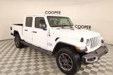Photo of 2020 Bright White Clearcoat Jeep Gladiator