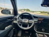 Thumbnail of 2026 Glacier White Tricoat GMC Acadia