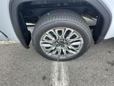 Thumbnail of 2026 Glacier White Tricoat GMC Sierra 1500