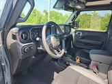 Thumbnail of 2025 Anvil Clearcoat Jeep Wrangler