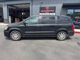 Thumbnail of 2013 Brilliant Black Crystal Pearlcoat Chrysler Town & Country