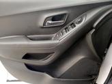 Thumbnail of 2016 White Chevrolet Trax