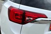 Thumbnail of 2019 Summit White GMC Acadia