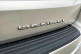 Thumbnail of 2022 Beige Pearl Metallic GMC Yukon