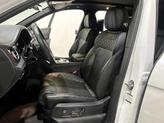 Thumbnail of 2019 White Bentley Bentayga