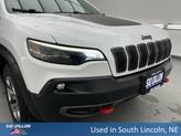 Thumbnail of 2019 Bright White Clearcoat Jeep Cherokee