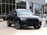Photo of 2023 Mythos Black Metallic Audi Q3