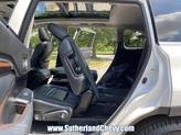 Thumbnail of 2015 Blizzard Pearl Toyota Highlander