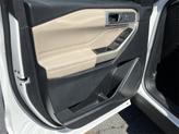 Thumbnail of 2021 White Ford Explorer