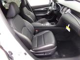 Thumbnail of 2025 Radiant White INFINITI QX50