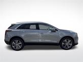 Thumbnail of 2025 Argent Silver Metallic Cadillac XT5