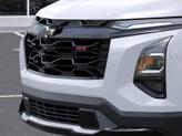 Thumbnail of 2026 Polar White Tricoat Chevrolet Equinox