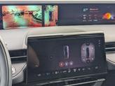 Thumbnail of 2025 White Platinum Clearcoat Metallic Lincoln Nautilus
